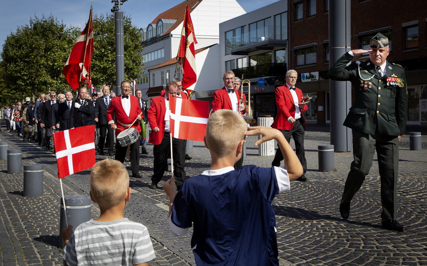 Foto: Thomas Olsen 050921
FLAGDAGEN MARKERES MED MARCH OG KRANSENEDLÆGGELSE I TÅSTRUP
