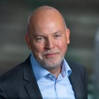 Portrætfoto af Troels Keldermann fotograferet af fotograf Søren Weile i København